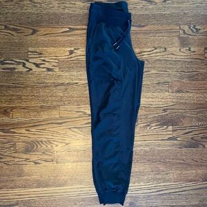 Lululemon Women Joggers